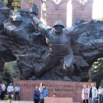 カザフスタン　首都アルマティのパンフィロフ戦士公園