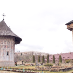 ＦＩＮＥ ＲＯＡＤ（９３） ルーマニアの教会堂を訪ねて（６）  ブゴビナィナ地方　五つの修道院⑤ フモール修道院