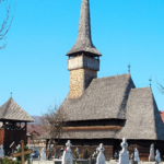ＦＩＮＥ ＲＯＡＤ（９７） ルーマニアの教会堂を訪ねて（１０） マラムレシュ地方木造教会堂④ ロザヴリャ教会堂