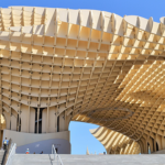 世界の旅　Metropol Parasol 世界最大木造 メトロポールパラソル（上） 場所　スペイン・セビリア　Pl. de la Encarnación, s/n, 41003 Sevilla