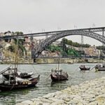 ② ポルト２ ドロウ川 ドン・ルイス1世橋 ポルトワイン工場 リベルダーデ 広場 ショッピングセンター バター二ャ広場